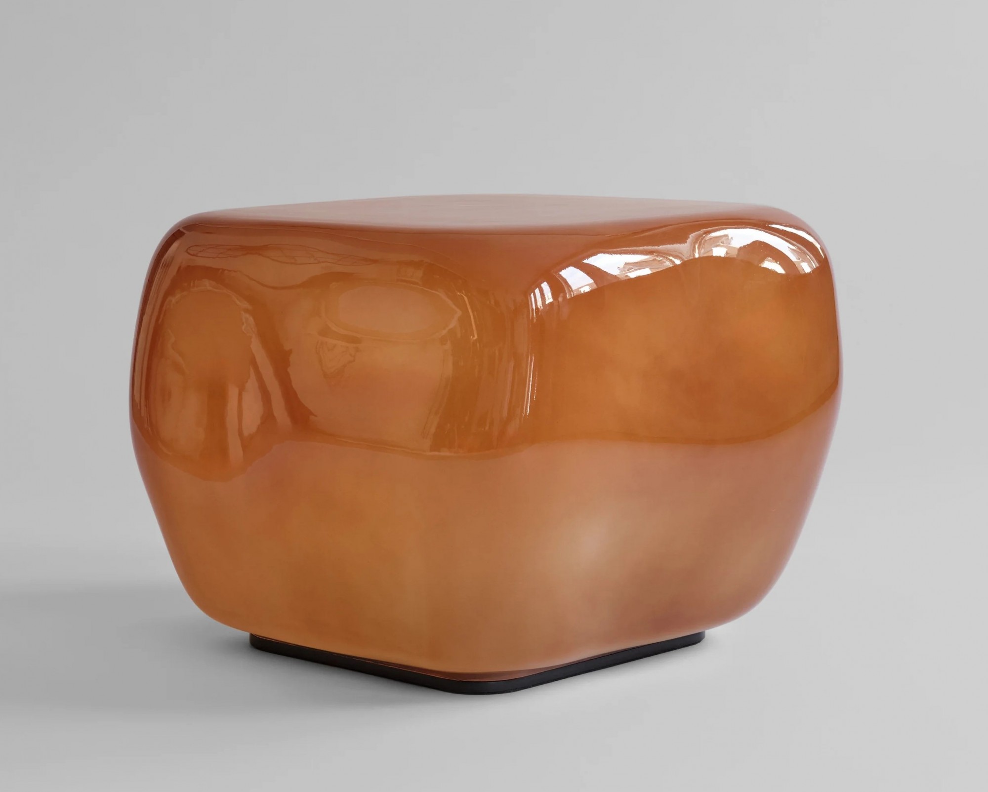 101 Copenhagen Ishi coffee table